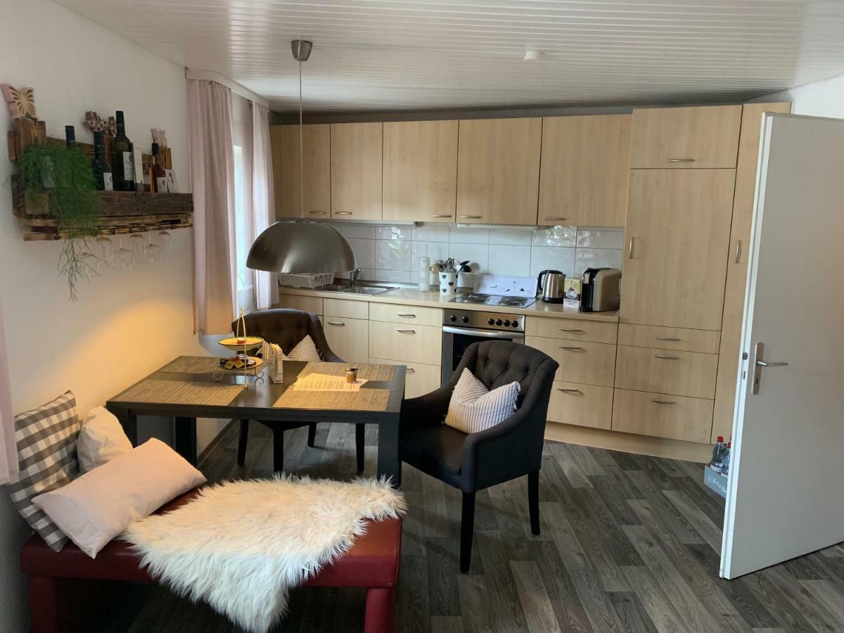 Ferienwohnung Sambachhaus Гляйсцеллен-Гляйсгорбах Екстер'єр фото